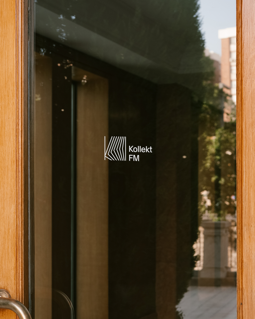 Logo window 4×5